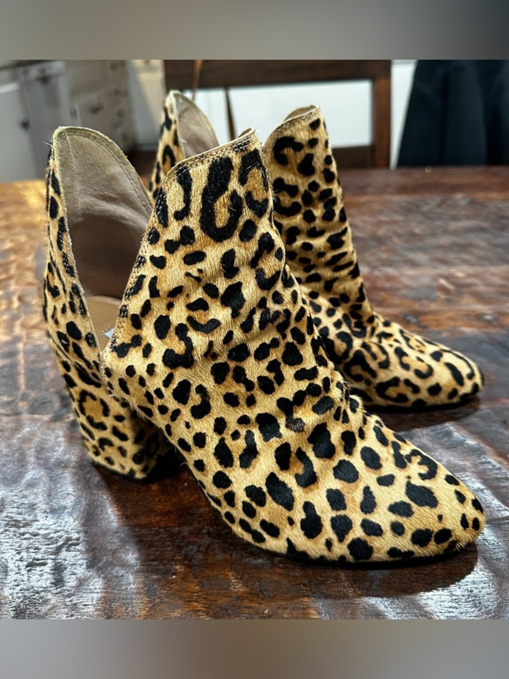Steve Madden Leopard Print Ankle Booties in Tan and‎ Black size 7.5